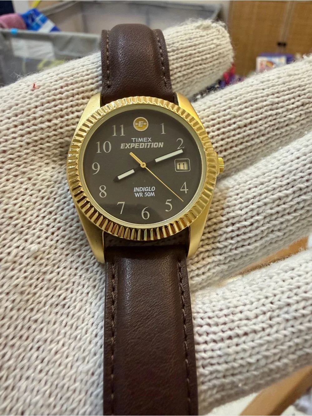 Vintage Timex Expedition H1Y653 Watch Fluted Bezel Gold Brown Leather 1998